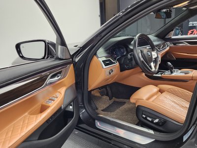 BMW 7 SERIES - 10
