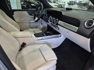 MERCEDES-BENZ EQB - 7