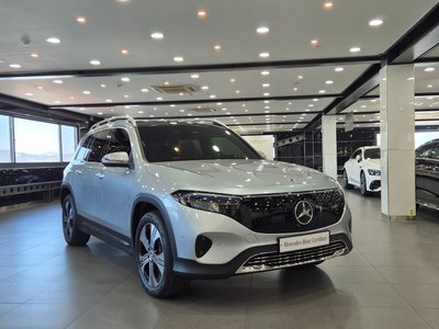 MERCEDES-BENZ EQB - 10