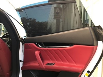 2019 Maserati QUATTROPORTE — миниатюра 17