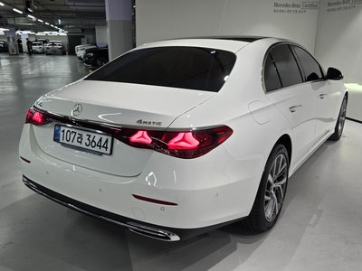 2025 Mercedes-BENZ E-CLASS 照片 3