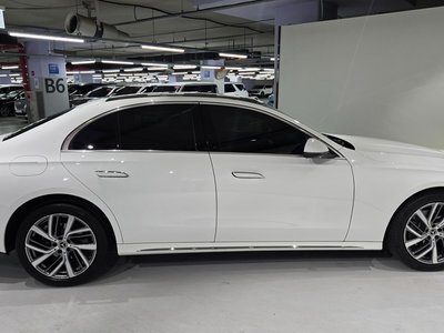 2025 Mercedes-BENZ E-CLASS 照片 9