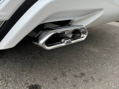 TOYOTA LAND CRUISER 300 - 10