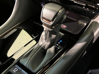 2024 Toyota ALPHARD thumbnail 24
