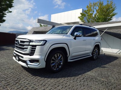 صورة 2 لـ 2025 Toyota LAND CRUISER 300