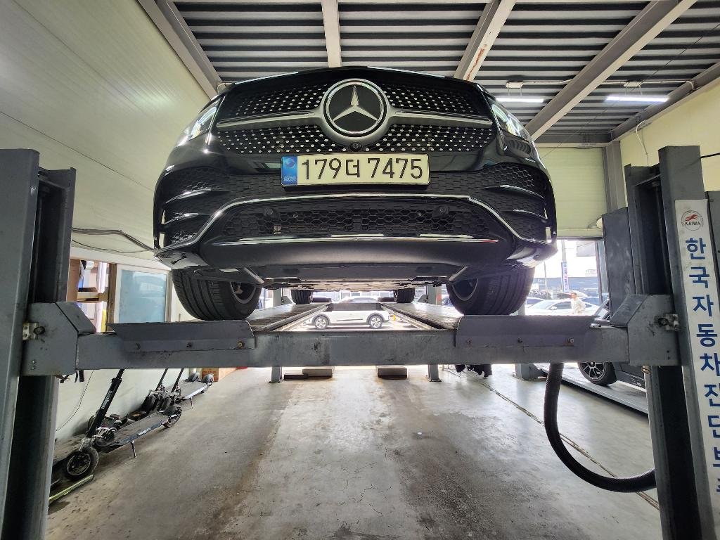 MERCEDES-BENZ GLE - View 1