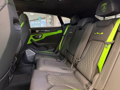 2023 Lamborghini URUS — фото 8