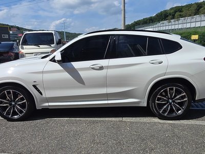 2025 BMW X4 — фото 6