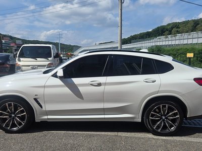 2025 BMW X4 — фото 2