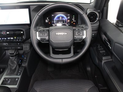 2025 Toyota LAND CRUISER 250 — миниатюра 39