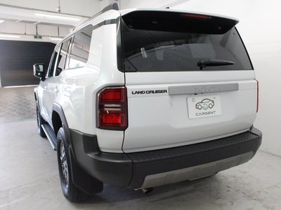 2025 Toyota LAND CRUISER 250 photo 9