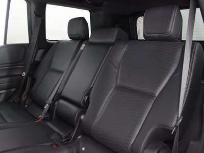 2025 Toyota LAND CRUISER 250 — миниатюра 36