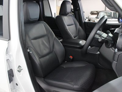2025 Toyota LAND CRUISER 250 — миниатюра 28