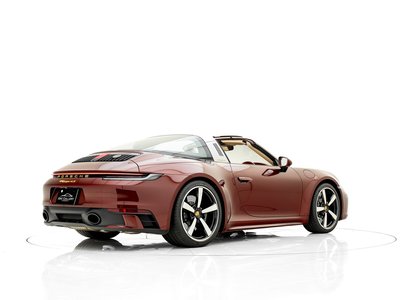 PORSCHE 911 - 7