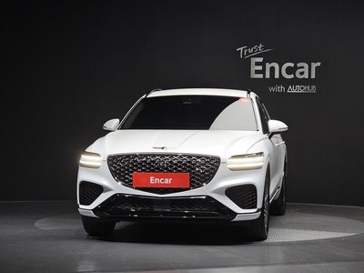 صورة 2 لـ 2023 Genesis GV70