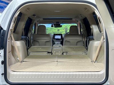 2022 Toyota LAND CRUISER PRADO — миниатюра 11