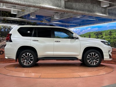 2022 Toyota LAND CRUISER PRADO — миниатюра 32