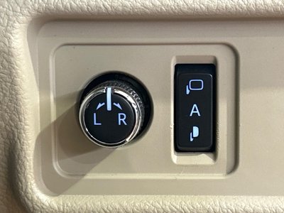 2022 Toyota LAND CRUISER PRADO — миниатюра 54