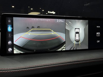 2021 Genesis GV70 thumbnail 21