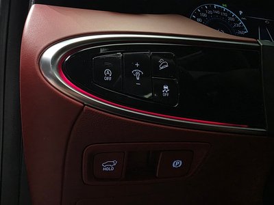 2021 Genesis GV70 thumbnail 28
