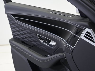 صورة مصغرة 11 لـ 2025 Bentley FLYING SPUR