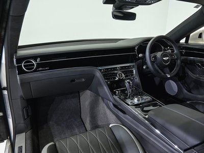 2025 Bentley FLYING SPUR 缩略图 19