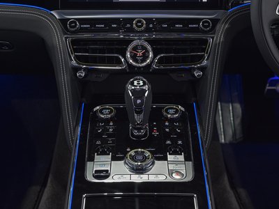 2025 Bentley FLYING SPUR 缩略图 25