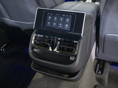 2025 Bentley FLYING SPUR 缩略图 39