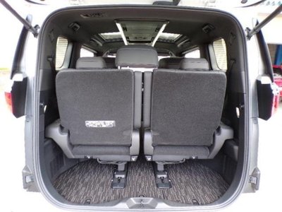 2025 Toyota ALPHARD — миниатюра 35