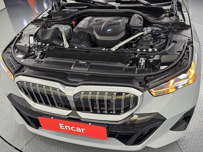 2026 BMW 5 SERIES 照片 7