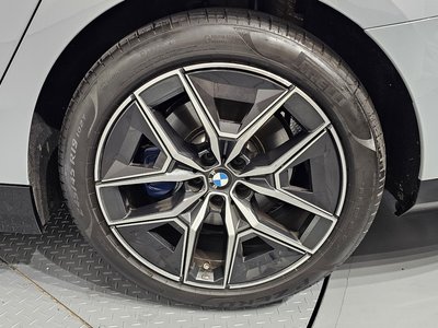 2026 BMW 5 SERIES 照片 8