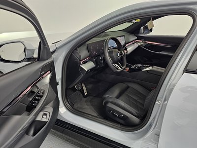2026 BMW 5 SERIES 缩略图 13