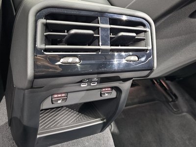2026 BMW 5 SERIES 缩略图 23