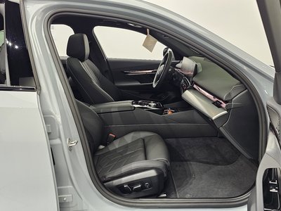 2026 BMW 5 SERIES 缩略图 17