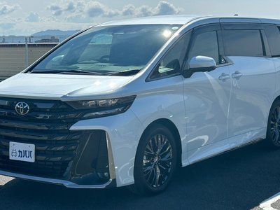 TOYOTA VELLFIRE - 1