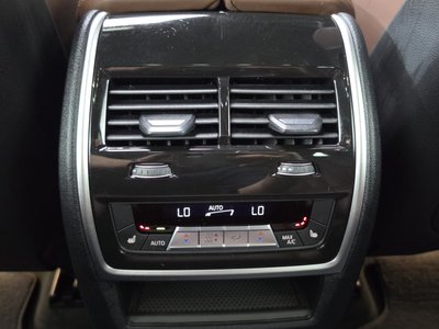 صورة مصغرة 28 لـ 2023 BMW X7