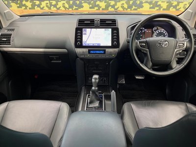 TOYOTA LAND CRUISER PRADO - 2