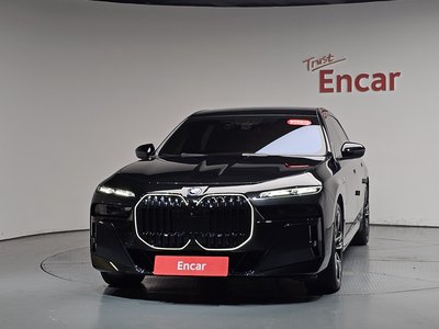 BMW 7 SERIES - 2