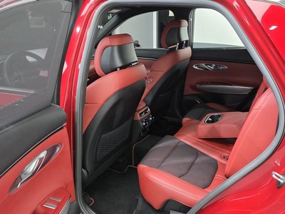 2021 Genesis GV70 — миниатюра 11