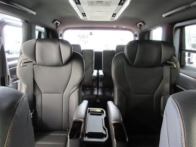 2023 Toyota ALPHARD — миниатюра 17