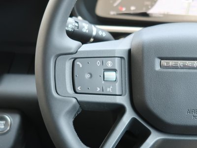 2025 LAND Rover DEFENDER thumbnail 50
