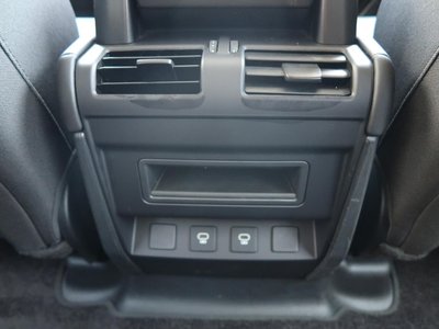 2025 LAND Rover DEFENDER thumbnail 48