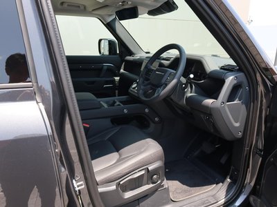 2025 LAND Rover DEFENDER thumbnail 33