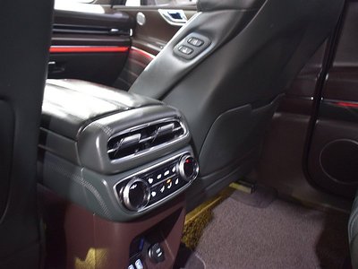 GENESIS GV80 - 10