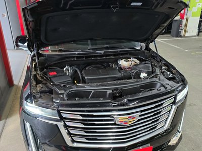 CADILLAC ESCALADE - 7