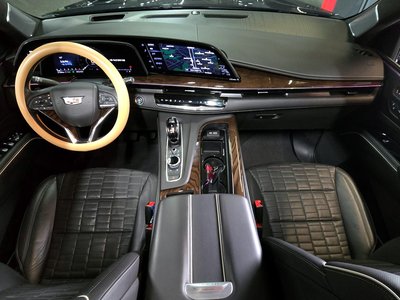 CADILLAC ESCALADE - 5