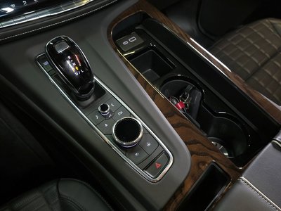 CADILLAC ESCALADE - 9