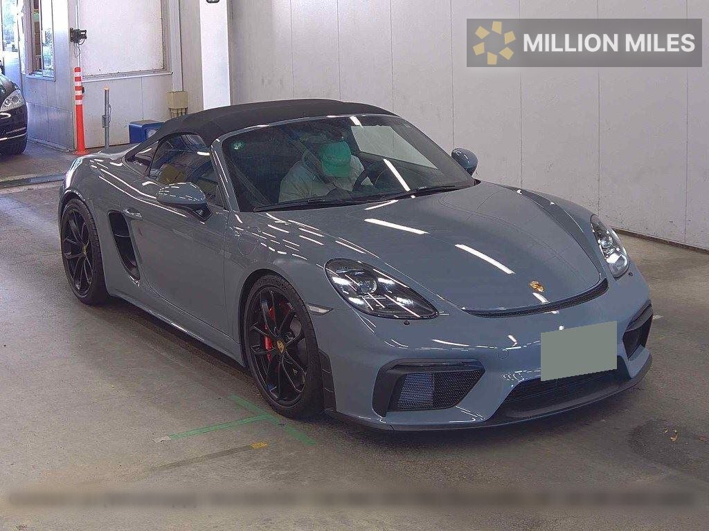 PORSCHE 718 SPYDER - View 1