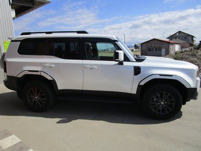 TOYOTA LAND CRUISER 250 - 9