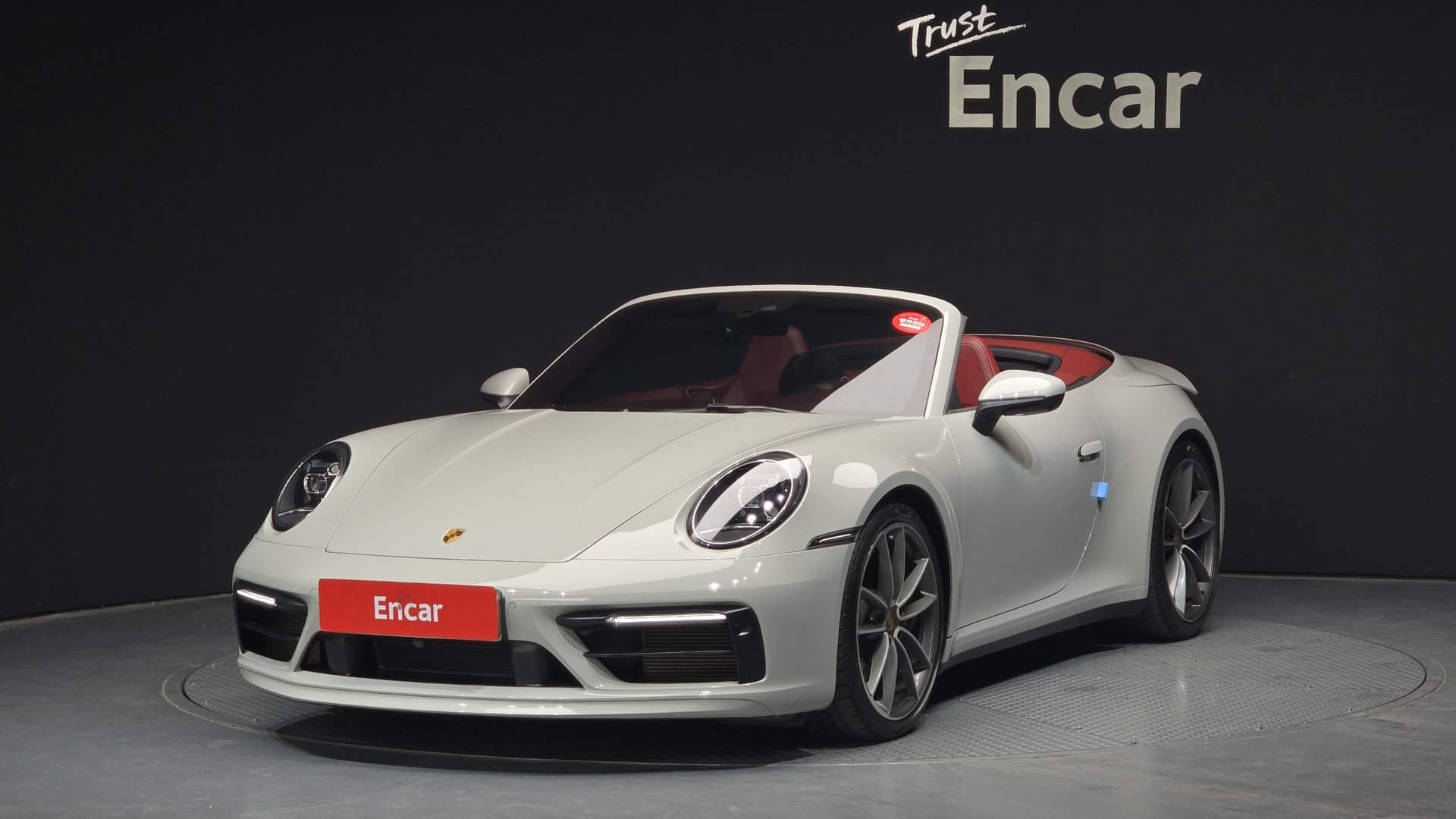 PORSCHE 911 - View 1